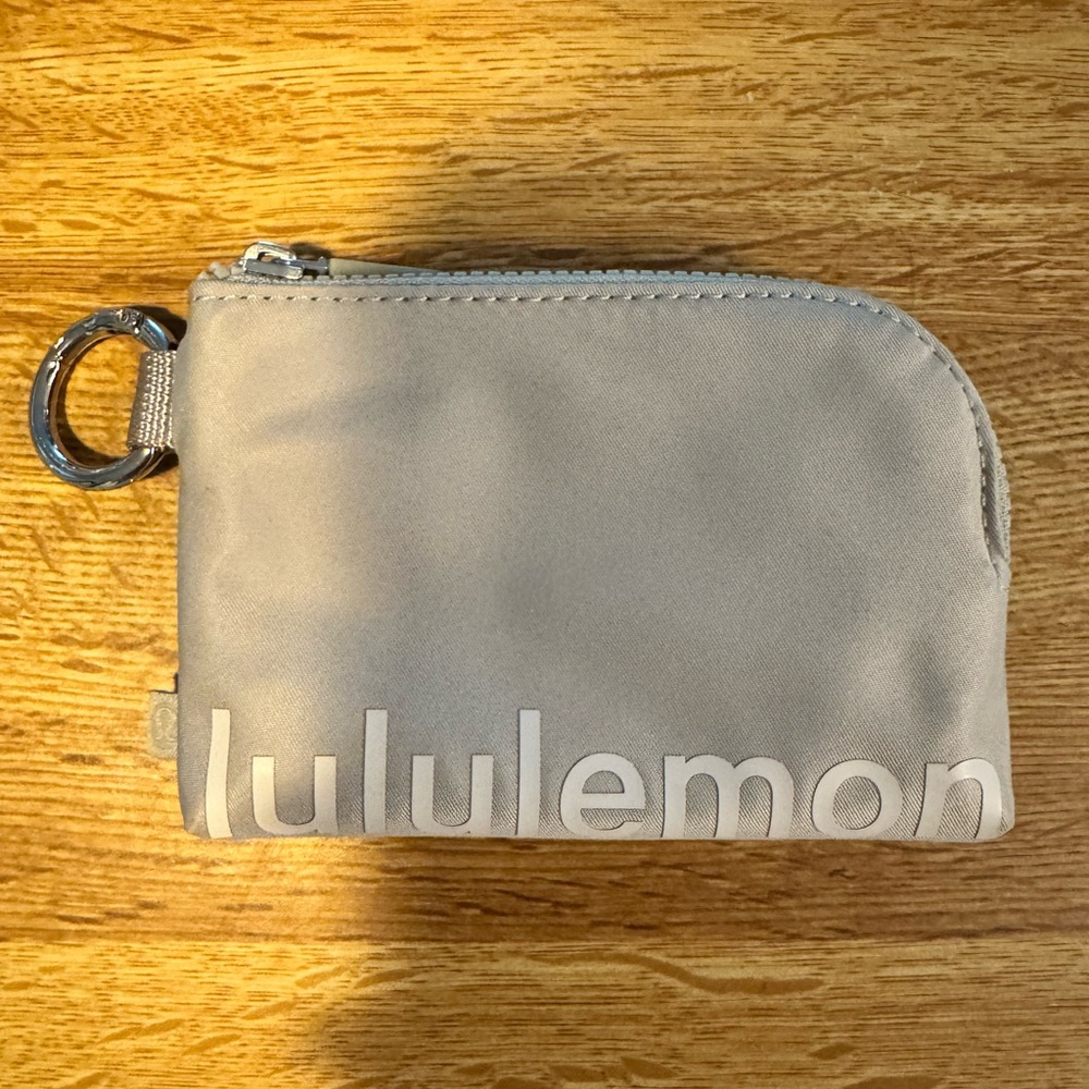 Lululemon Clippable Card Pouch